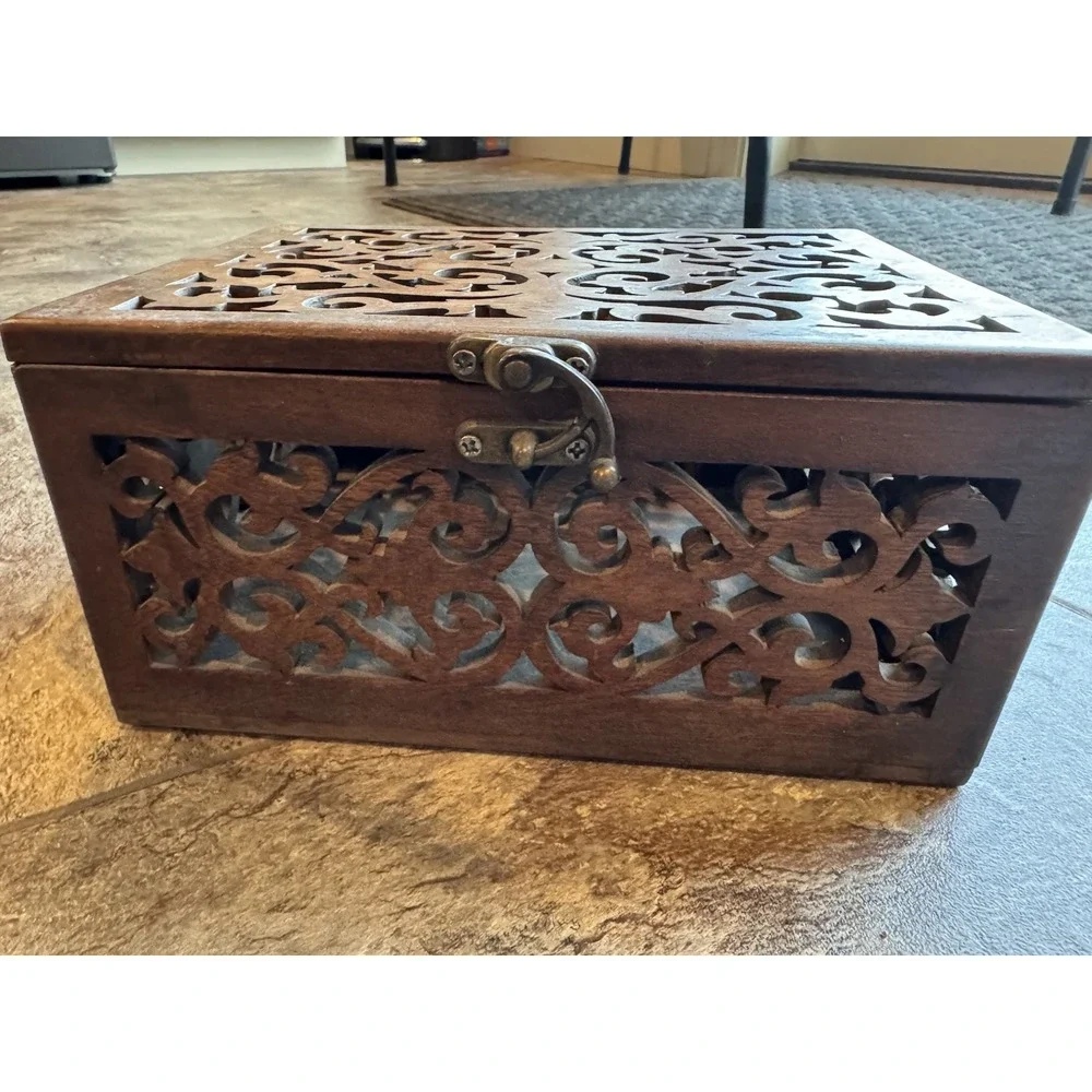 1990s Maitland Smith‎ Hand Carved Teak Box Rare Vintage Art Piece Jewelry OOAK